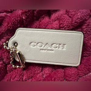 Coach Key Fob….nice and clean